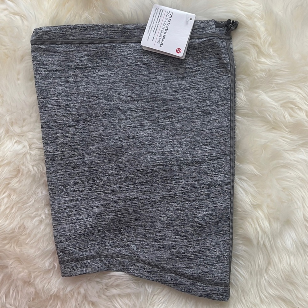 Lululemon Neck Warmer Gaiter Hat Balaclava Face Mask Ear Protection Mens Womens